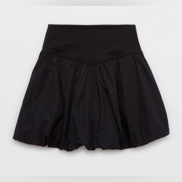 OFFLINE by Aerie Black Bubble Skort w/ built-in shorts - Picture 4 of 7